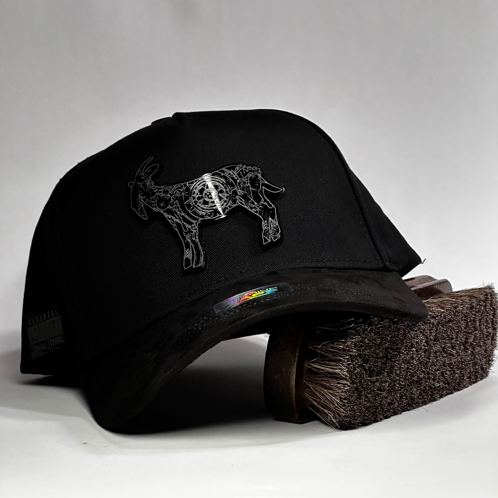 El Chivo Total Black
